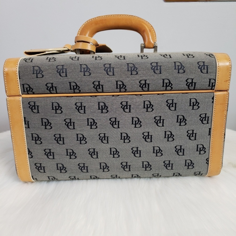 Vintage RARE Dooney & Bourke Signature Train case - Picture 3 of 8